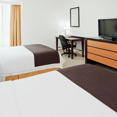 Holiday Inn Express Paraiso - Dos Bocas, An Ihg Hotel Cameră foto