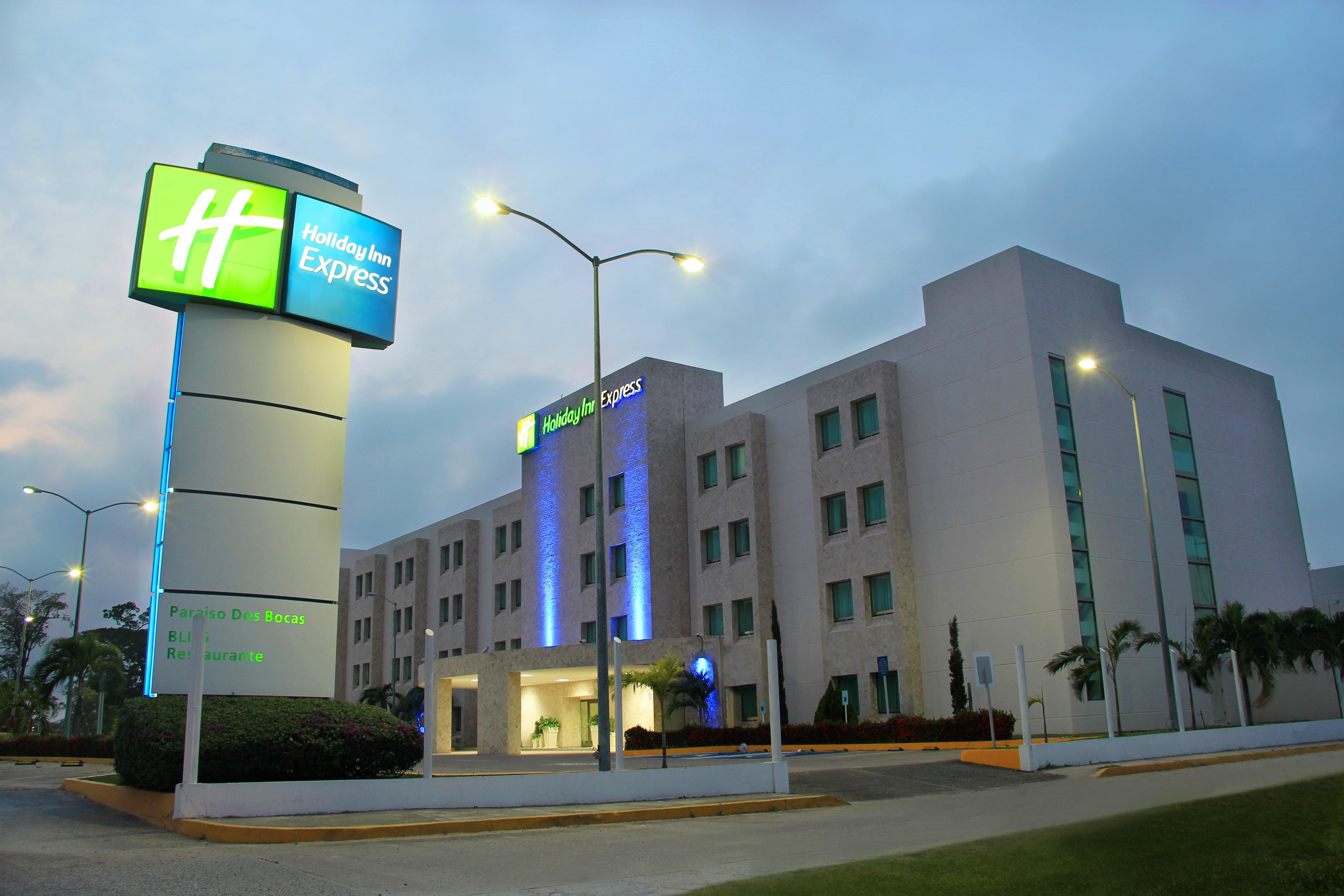 Holiday Inn Express Paraiso - Dos Bocas, An Ihg Hotel Exterior foto