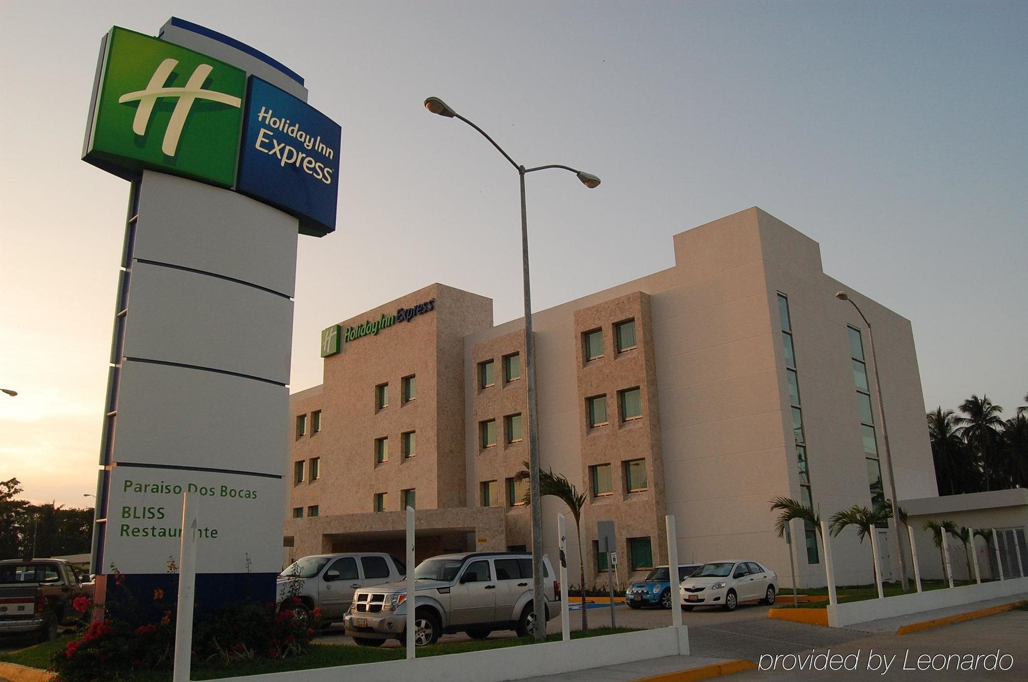 Holiday Inn Express Paraiso - Dos Bocas, An Ihg Hotel Exterior foto
